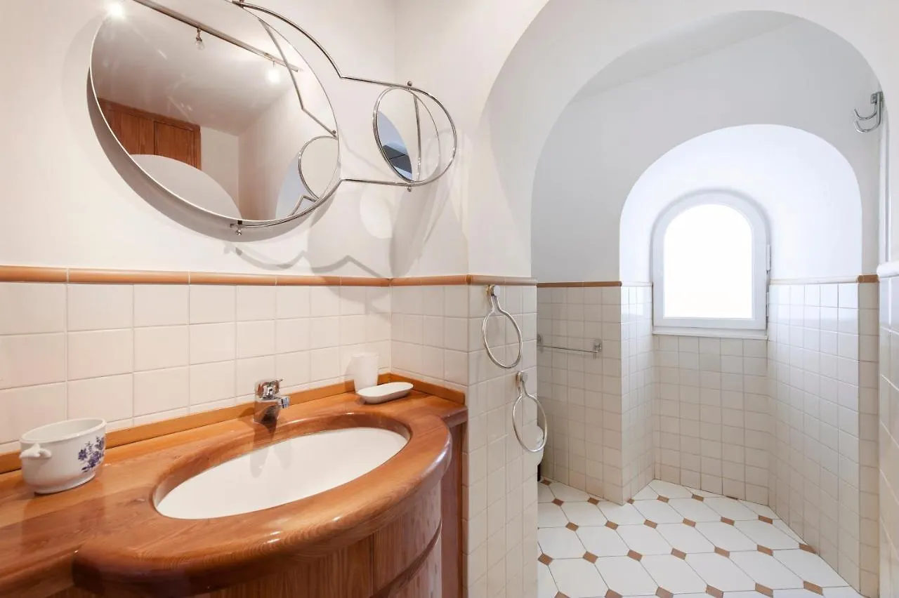 Apartment Ancient Palace In Downtown Rome