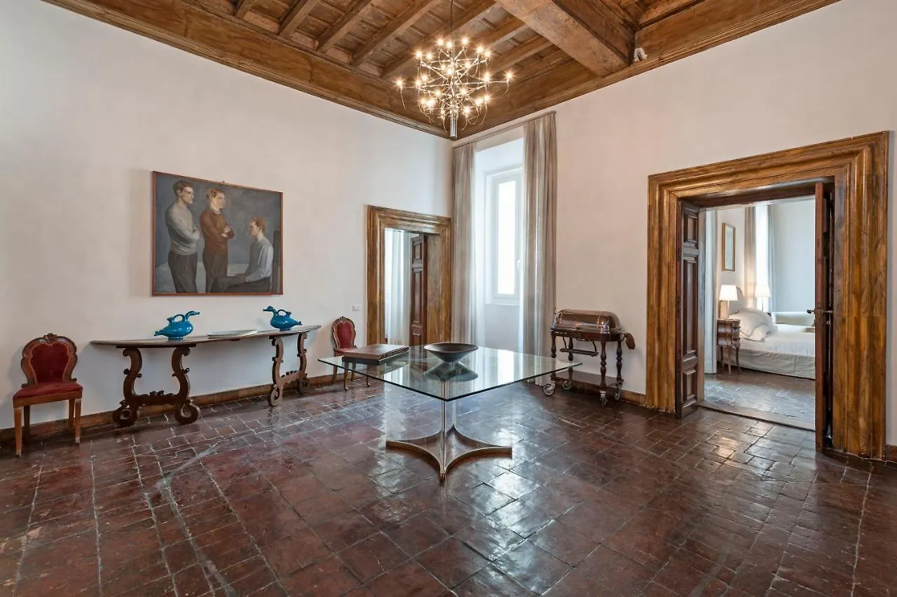 Apartment Ancient Palace In Downtown Rome Italy